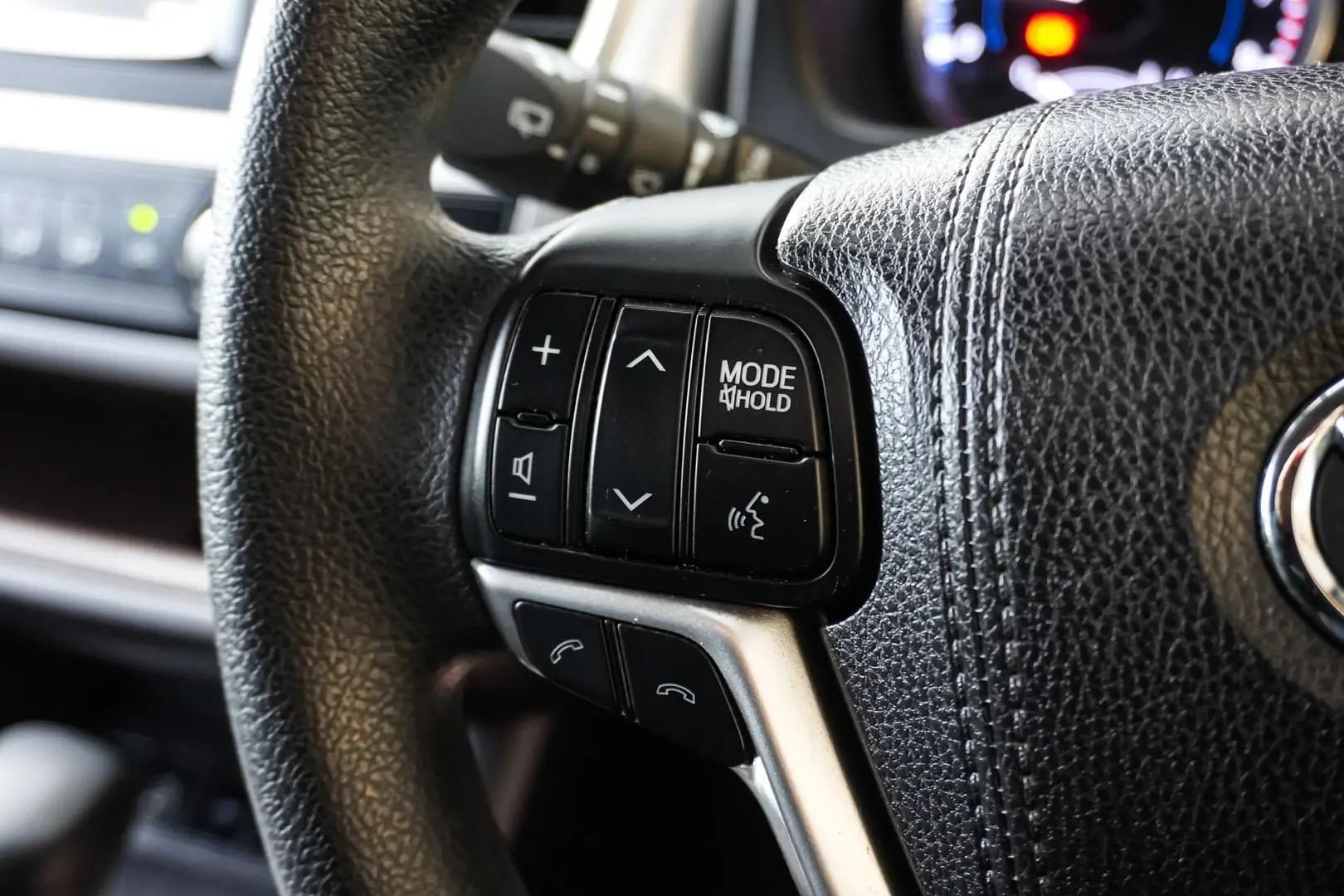 2016 Toyota Kluger Gallery Image 20