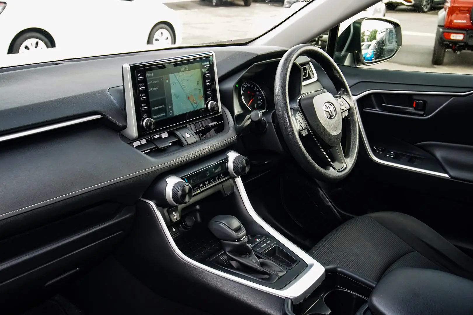 2019 Toyota Rav4 Gallery Image 10