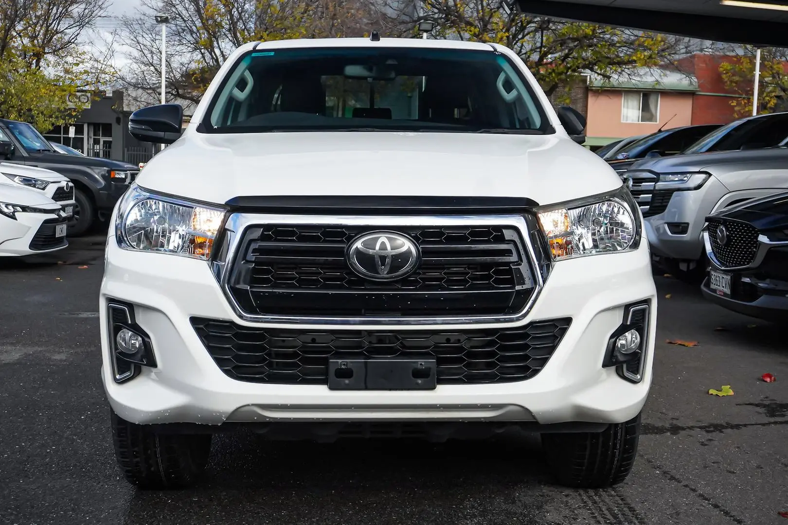 2019 Toyota Hilux Gallery Image 4