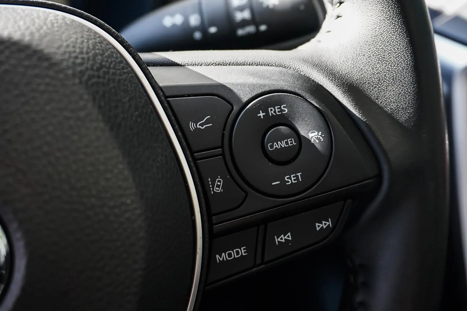 2024 Toyota RAV4 Gallery Image 21