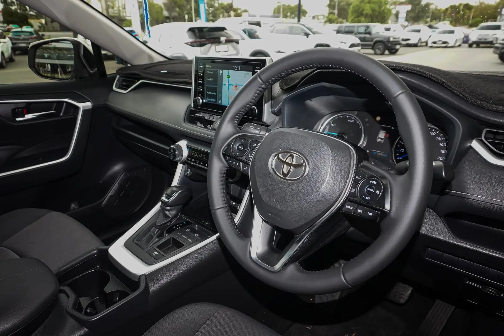 2019 Toyota RAV4 Gallery Image 7