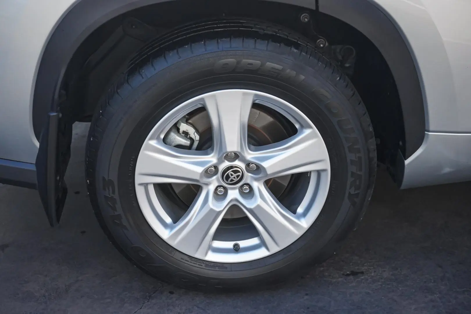 2024 Toyota Kluger Gallery Image 17