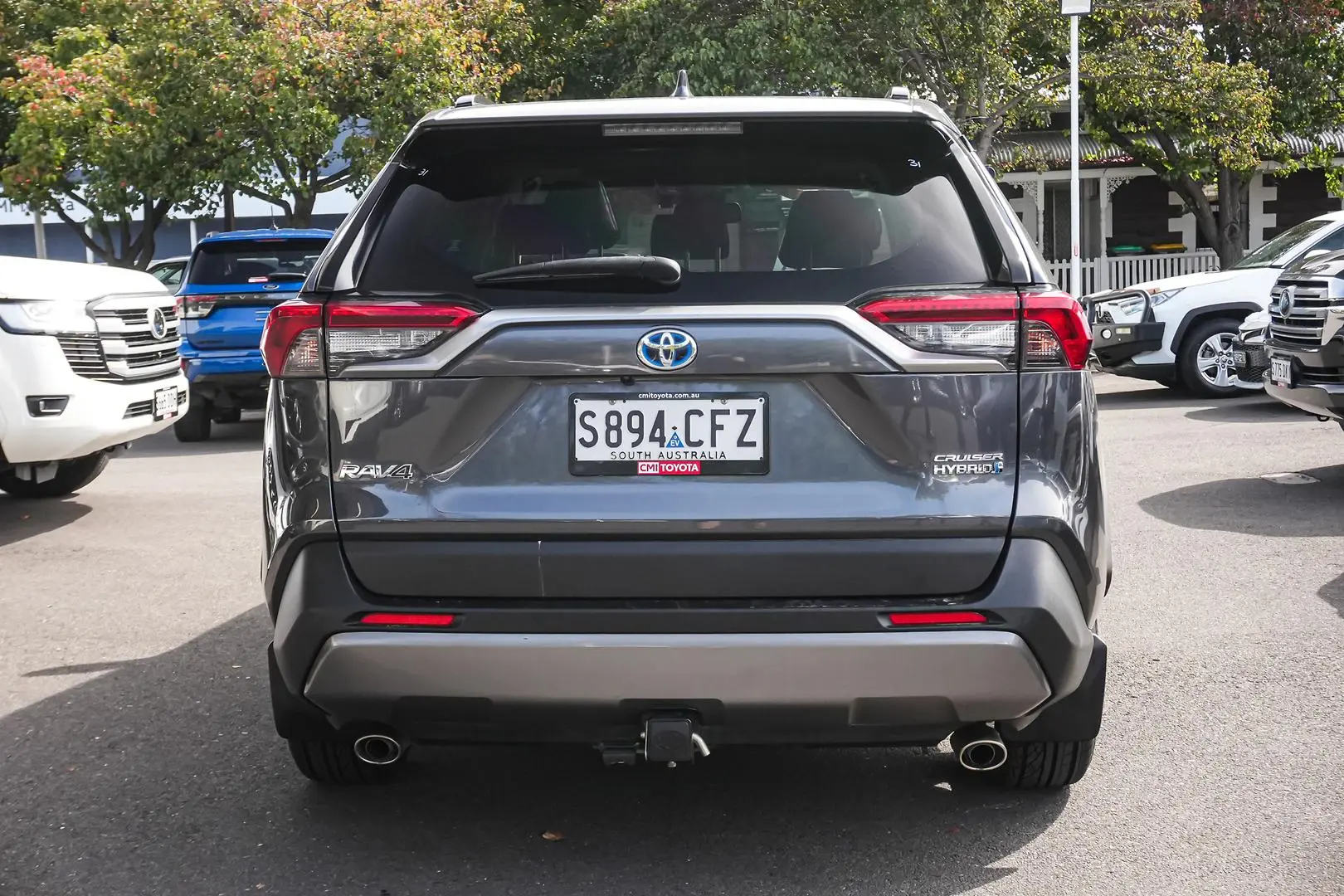 2020 Toyota RAV4 Gallery Image 6