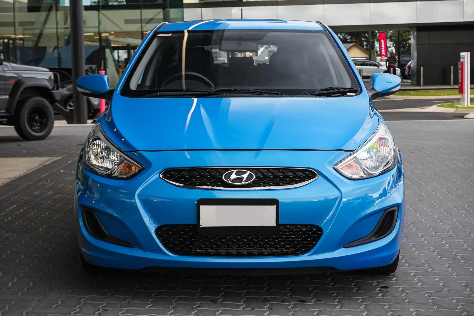 2018 Hyundai Accent Gallery Image 5