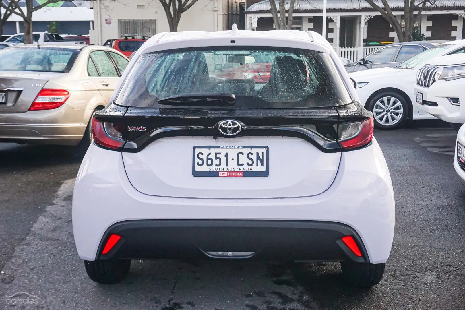 2022 Toyota Yaris Image 6