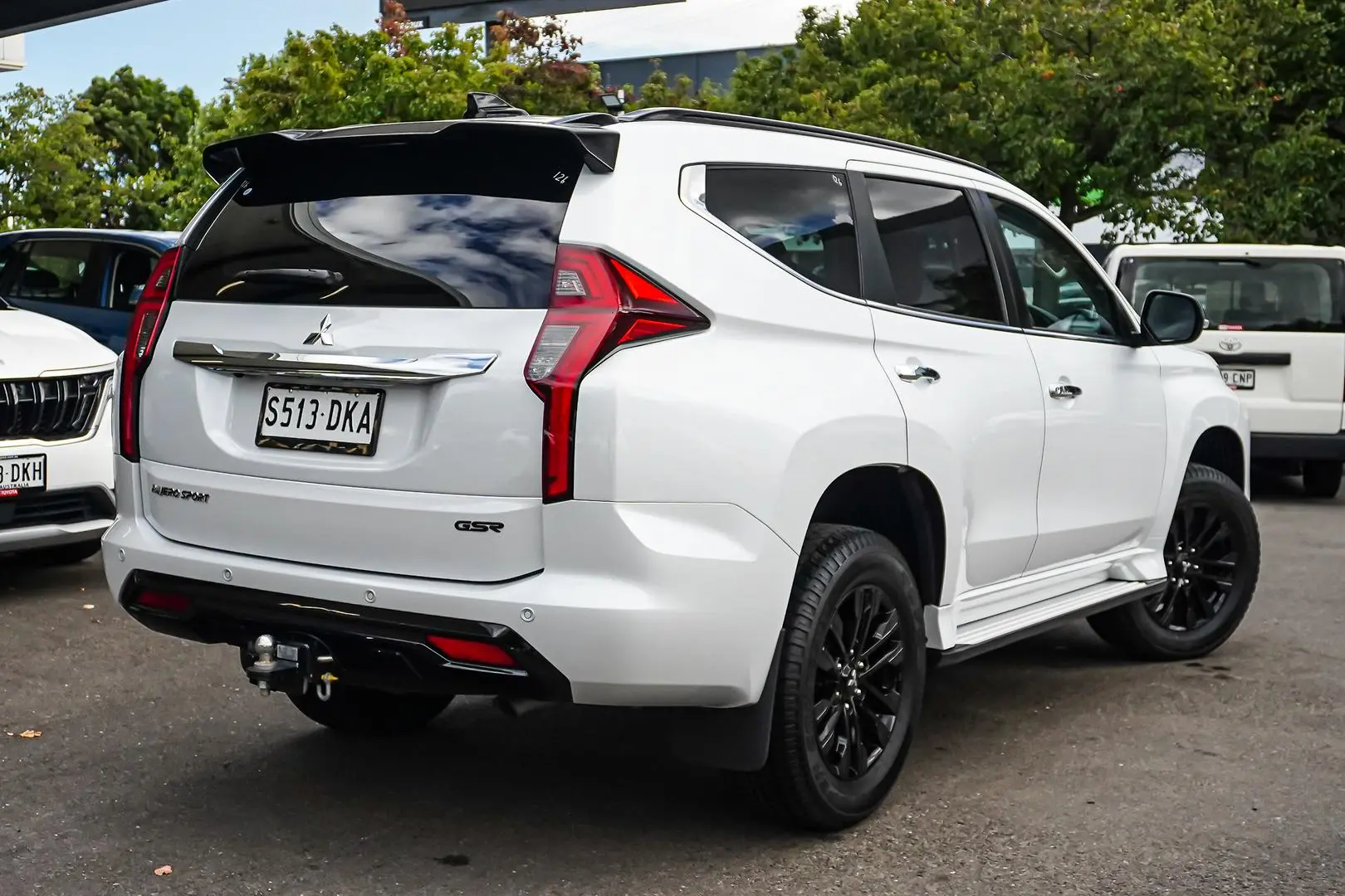 2022 Mitsubishi Pajero Sport Gallery Image 3