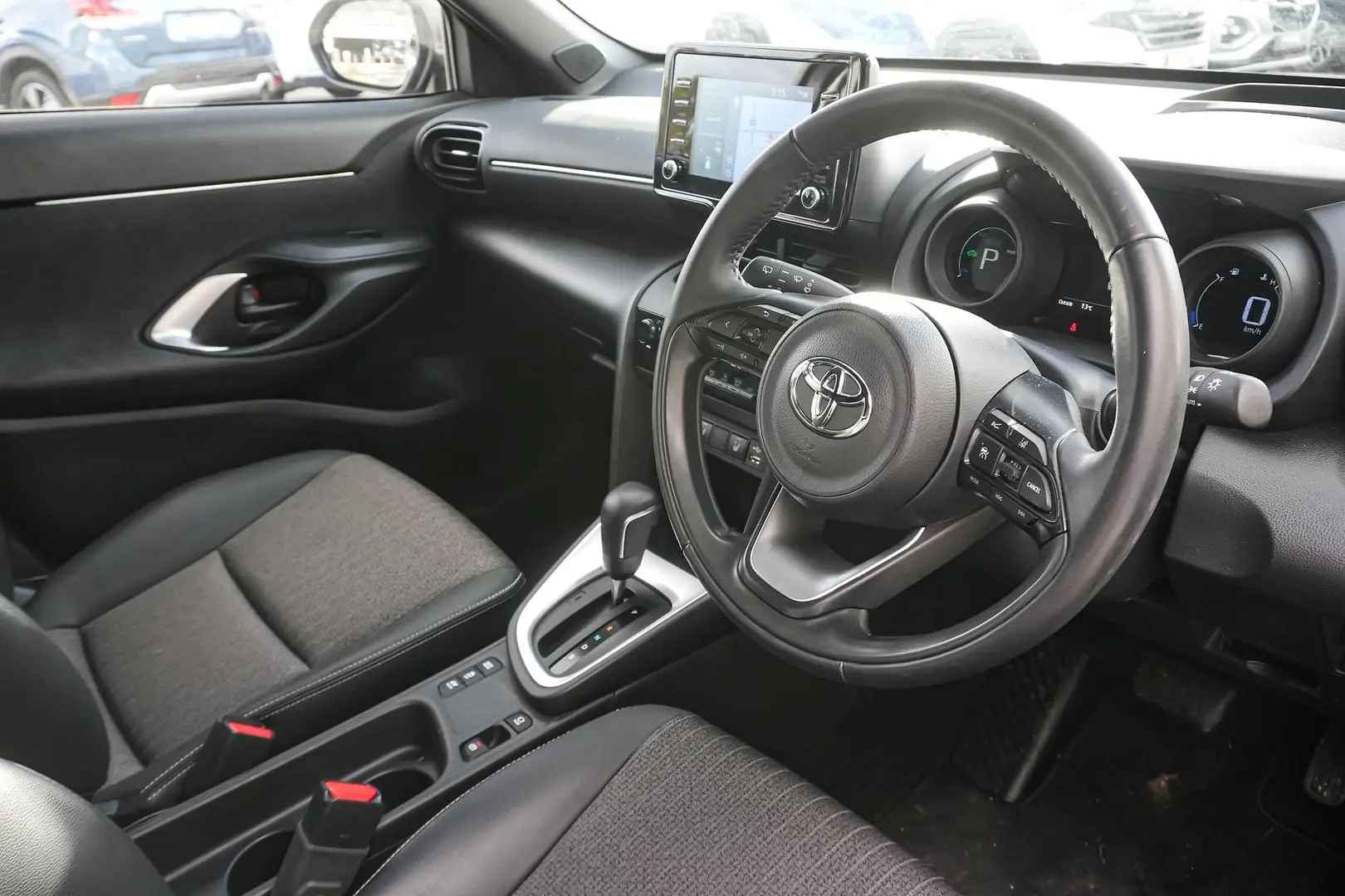2022 Toyota Yaris Cross Gallery Image 16