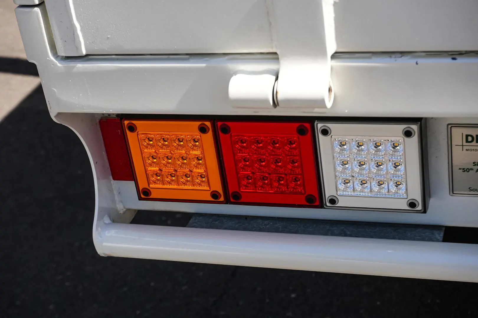 2016 Toyota Hilux Gallery Image 13