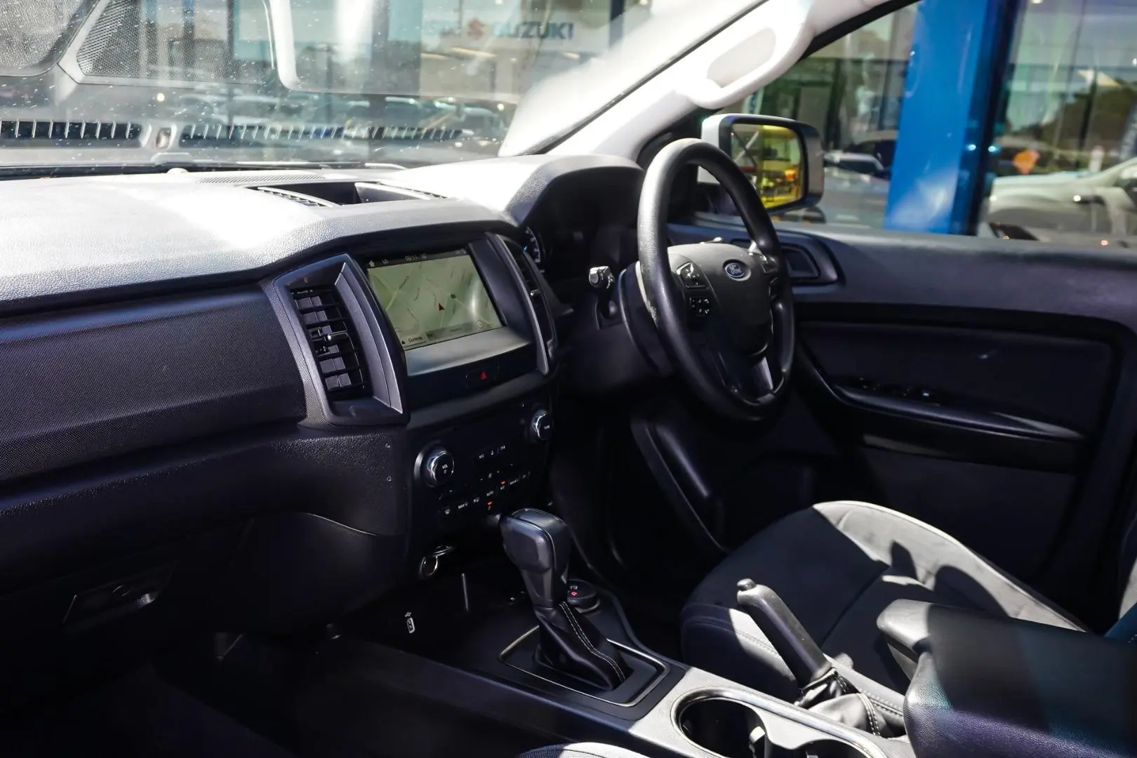 2018 Ford Everest Gallery Image 11
