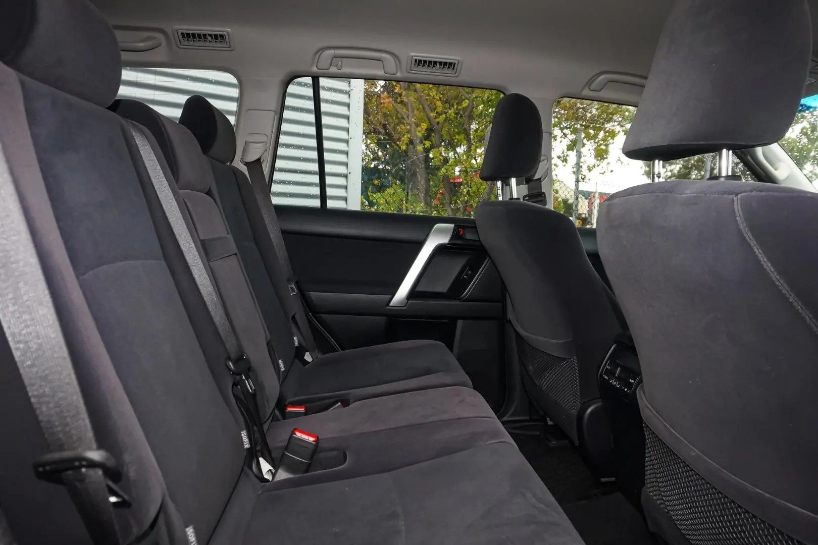 2018 Toyota Landcruiser Prado Gallery Image 8