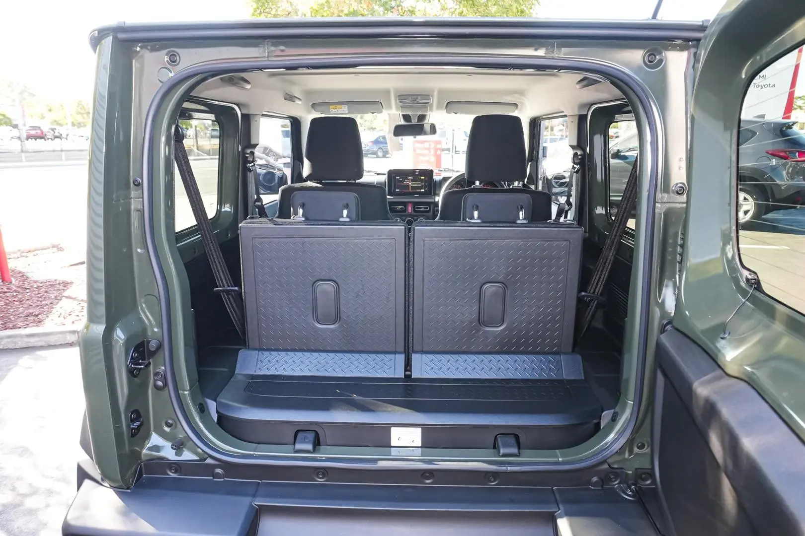 2024 Suzuki Jimny Gallery Image 12