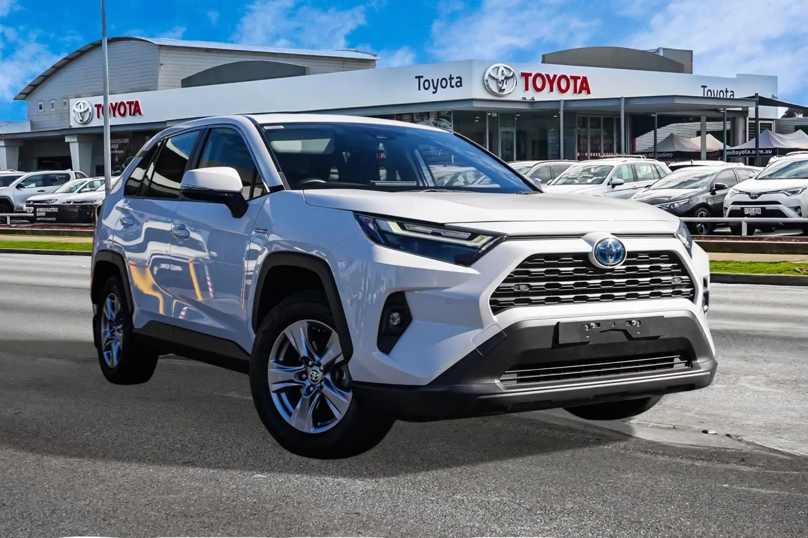 2022 Toyota RAV4 Gallery Image 1
