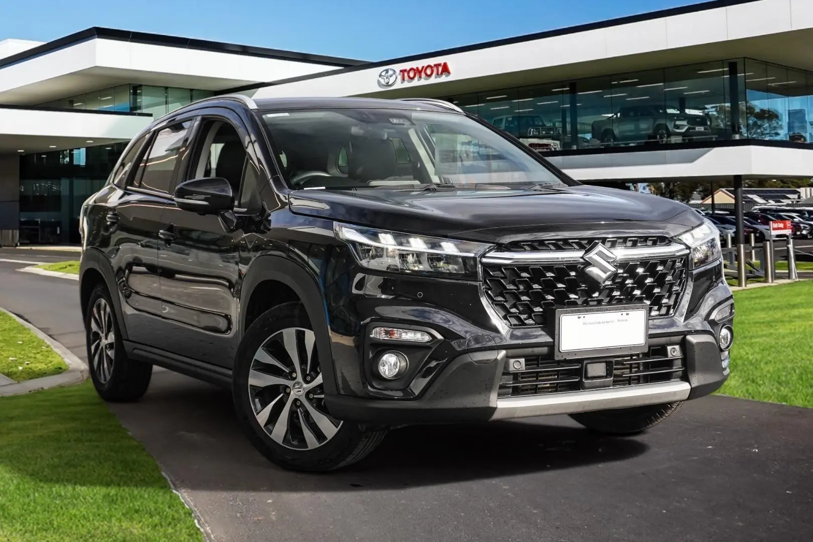 2023 Suzuki S-Cross Image