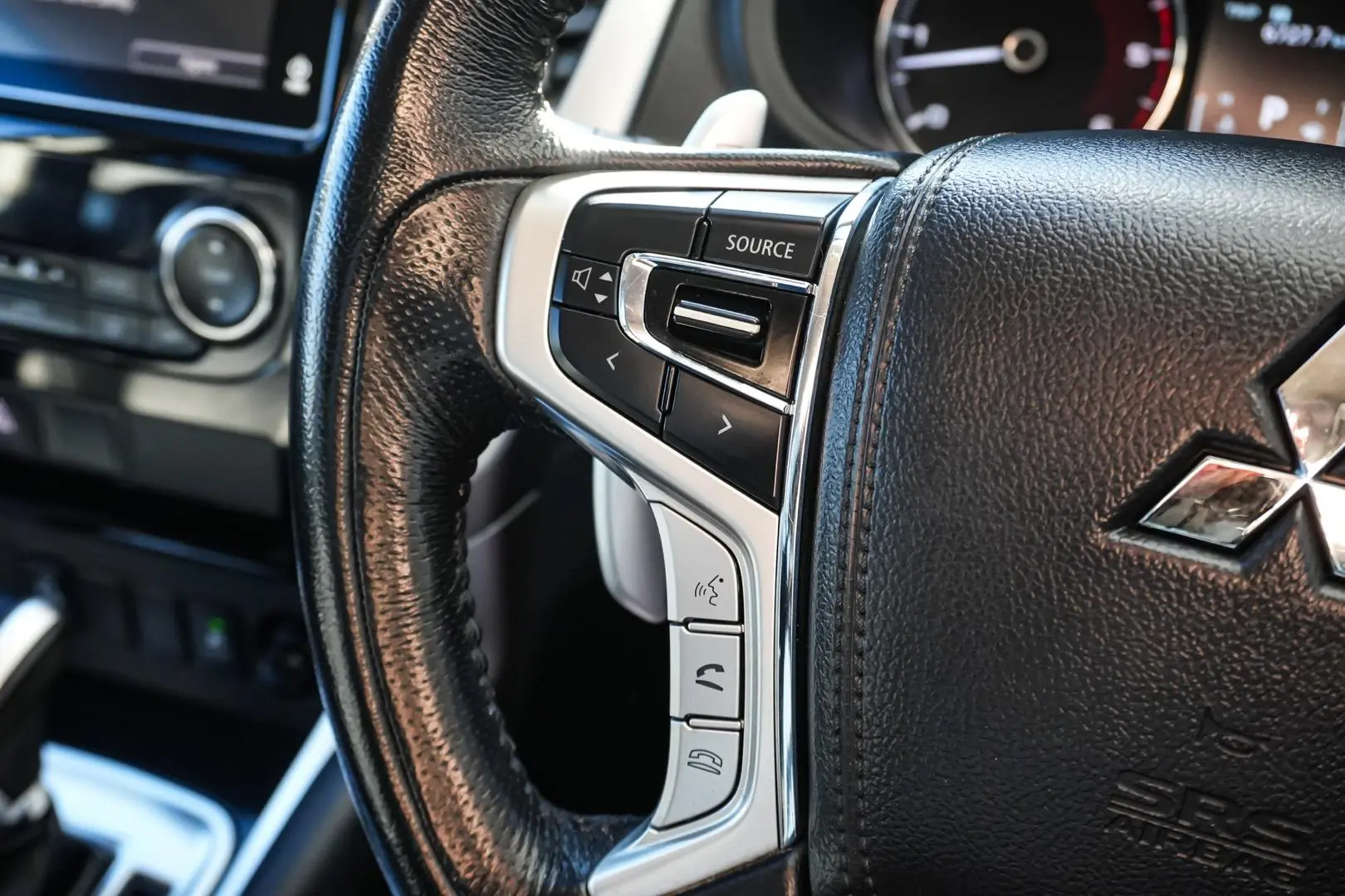 2018 Mitsubishi Pajero Sport Gallery Image 20