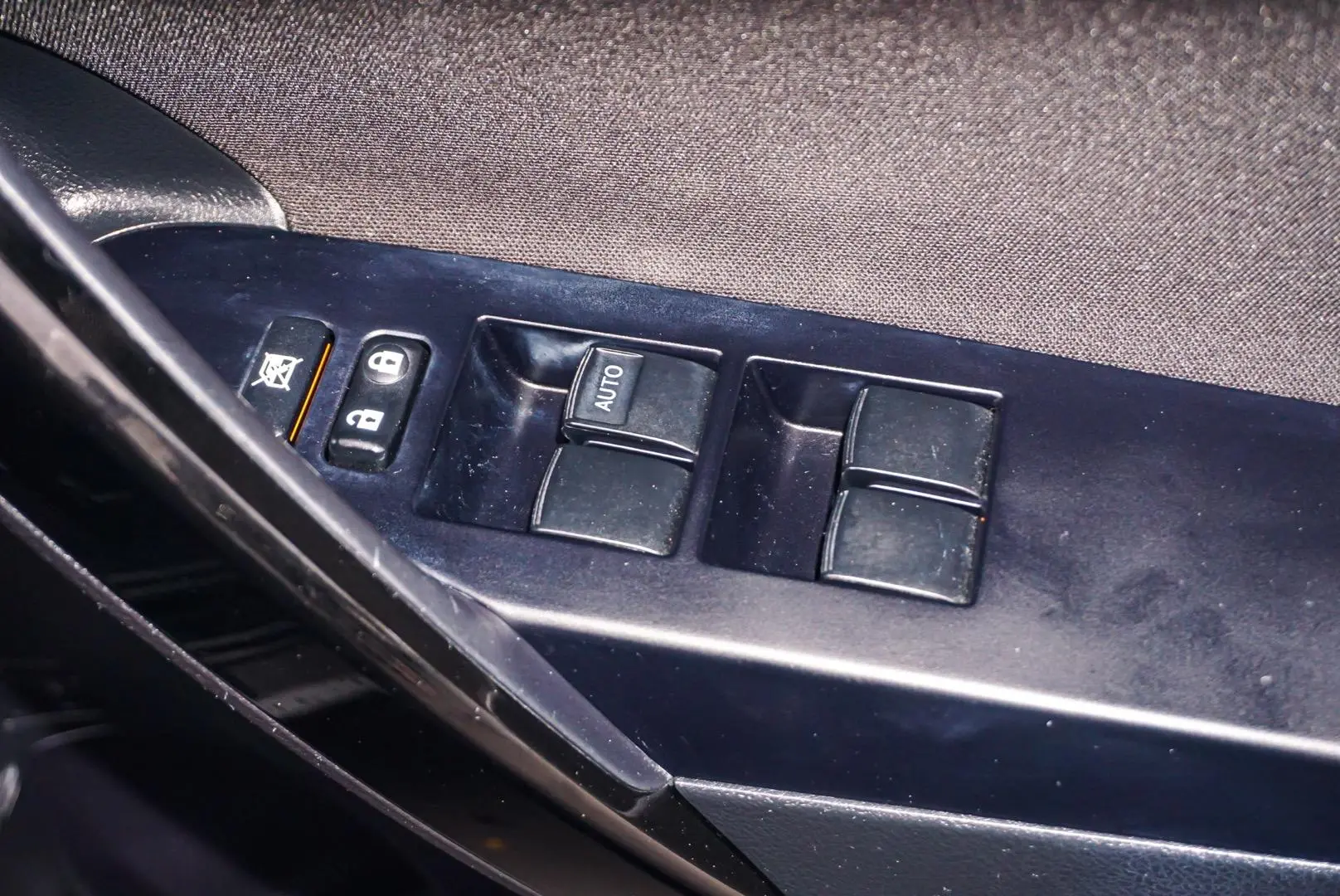 2018 Toyota Corolla Gallery Image 17