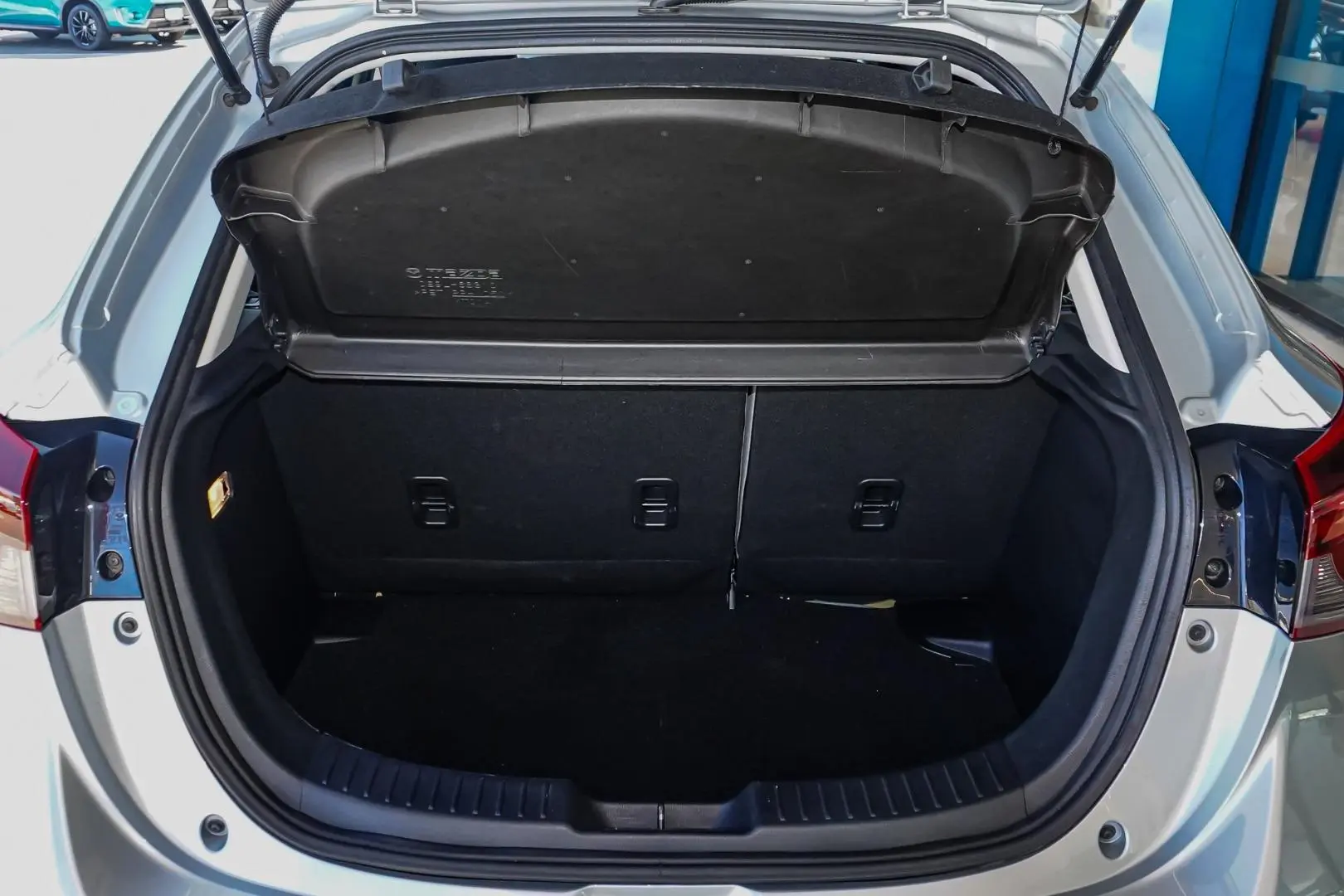 2020 Mazda 2 Gallery Image 10