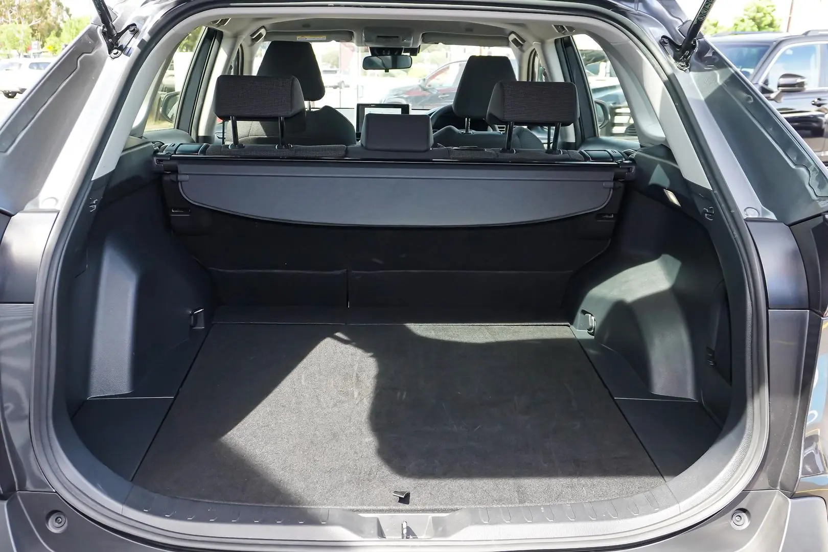 2025 Toyota RAV4 Gallery Image 10