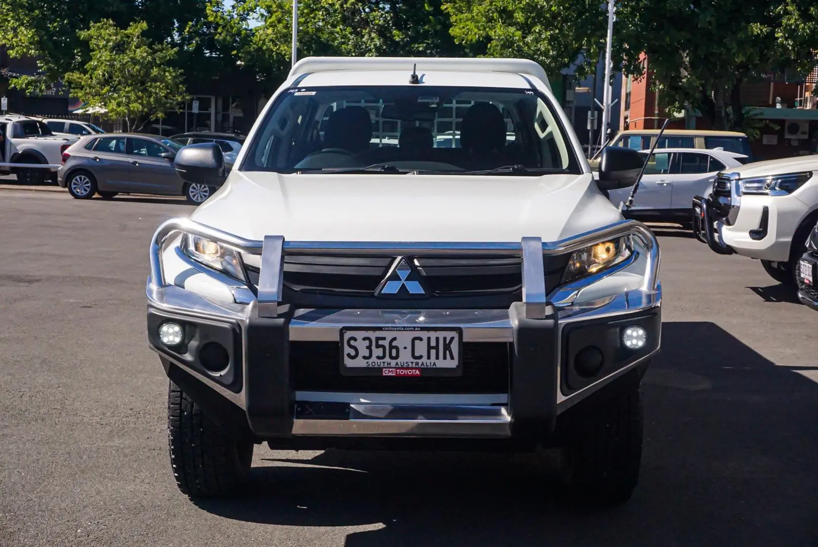 2020 Mitsubishi Triton Gallery Image 5