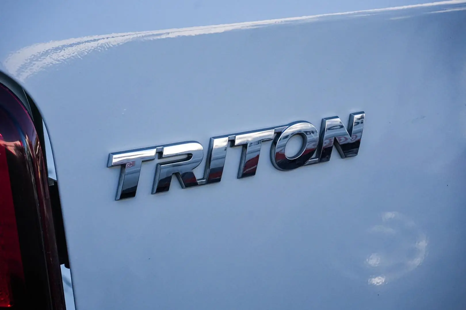 2020 Mitsubishi Triton Gallery Image 9