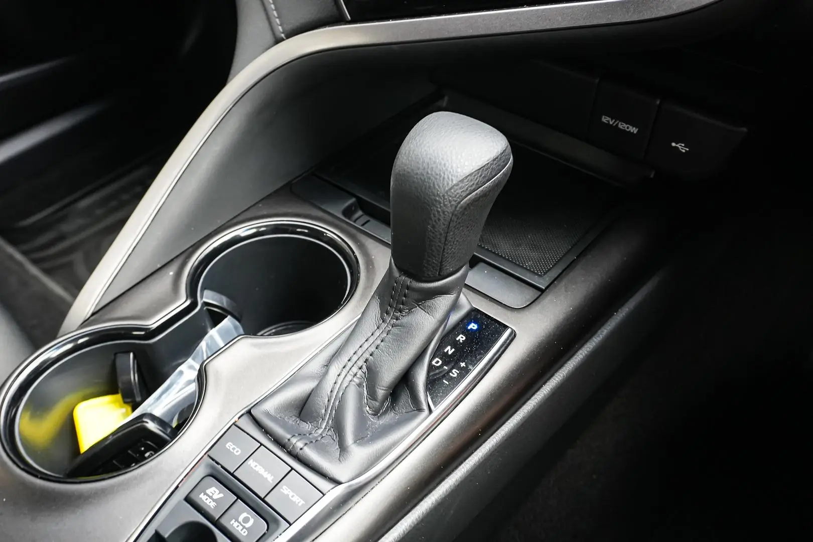 2024 Toyota Camry Gallery Image 18