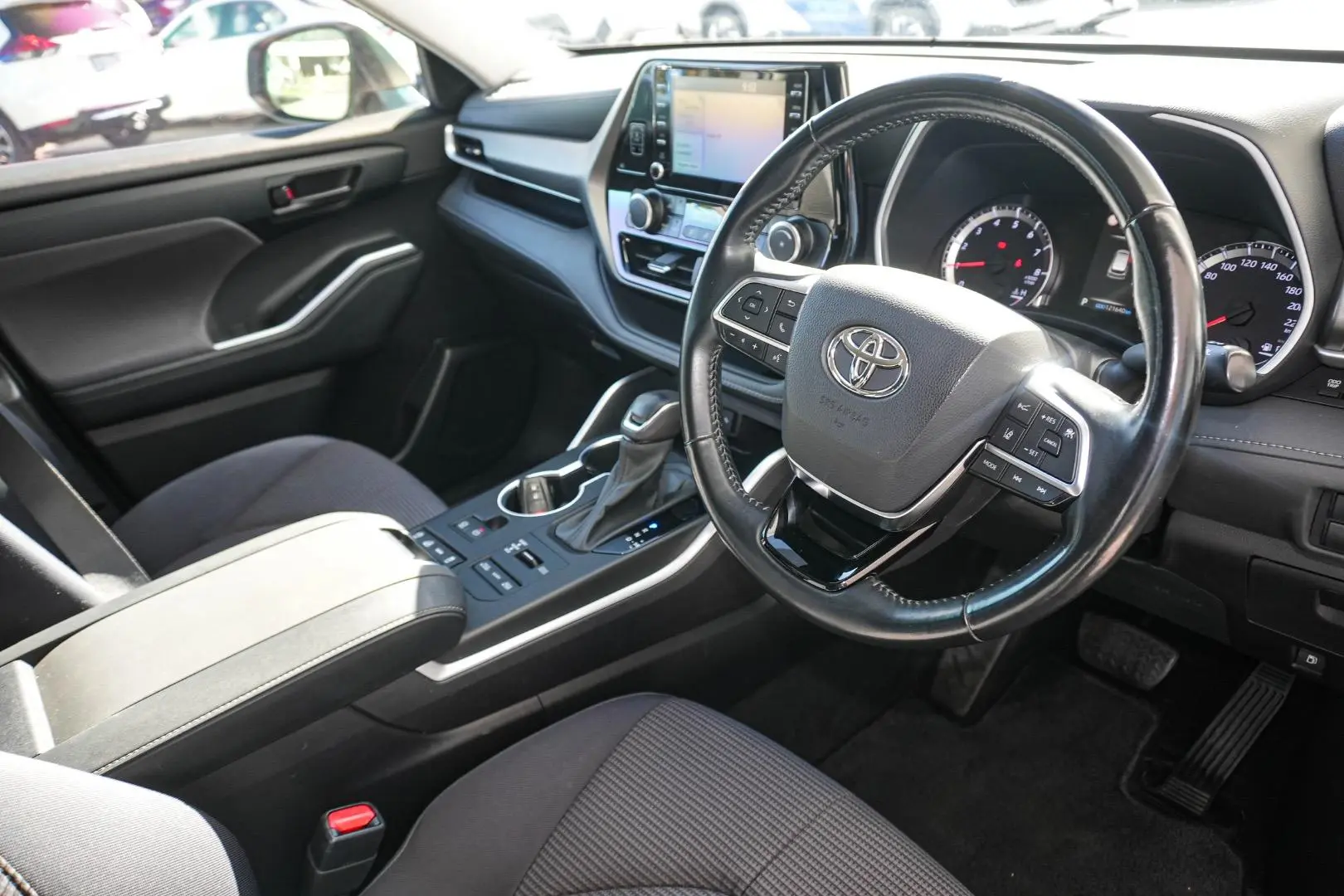 2021 Toyota Kluger Gallery Image 7