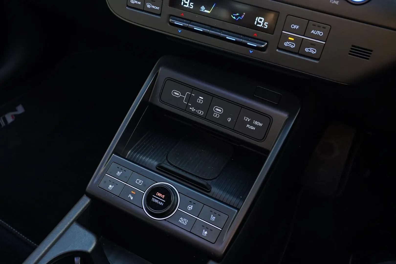 2023 Hyundai Kona Gallery Image 20