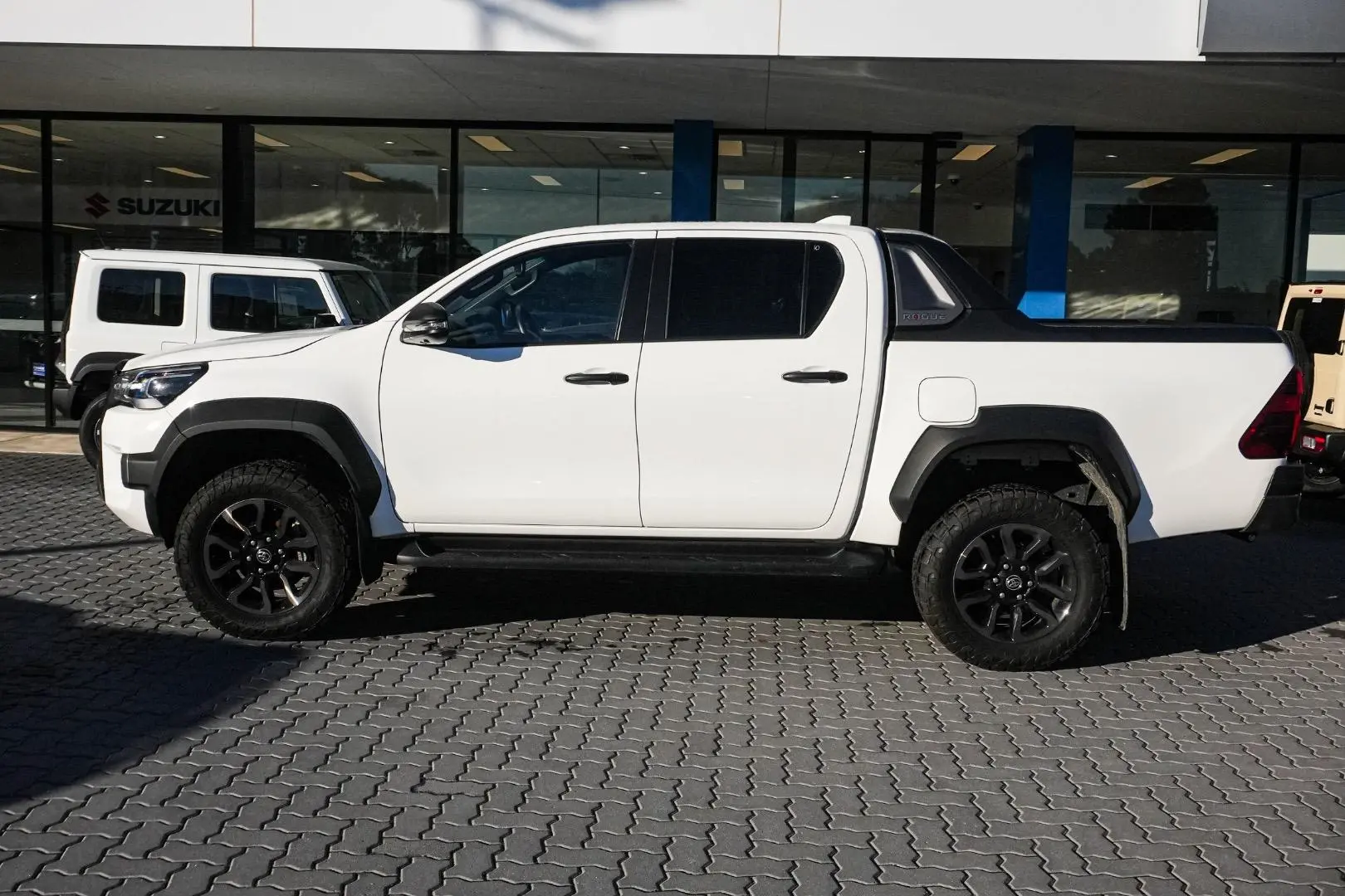 2024 Toyota Hilux Gallery Image 4