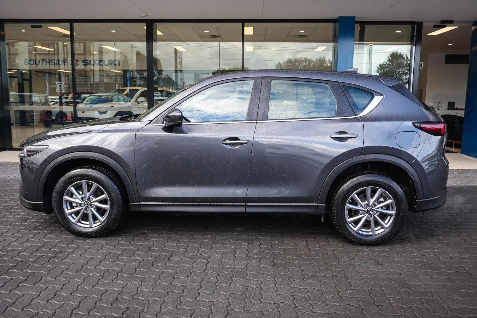 2024 Mazda CX-5 Gallery Image 4