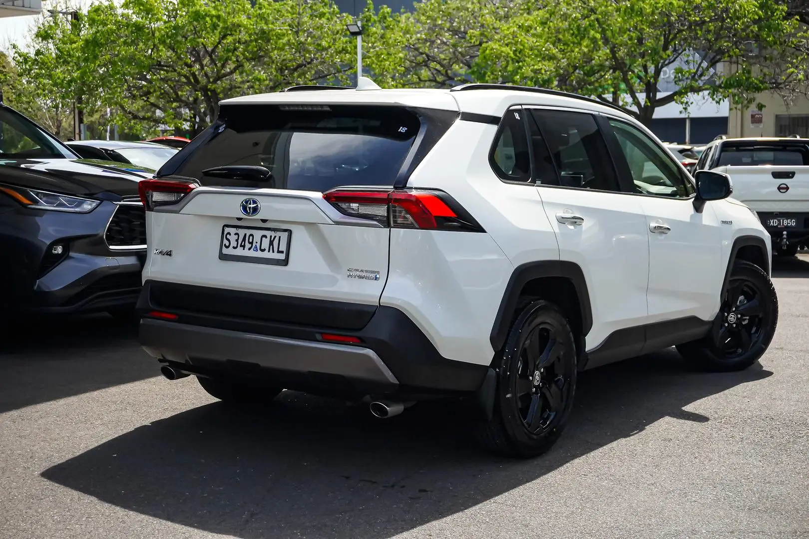 2021 Toyota RAV4 Gallery Image 3