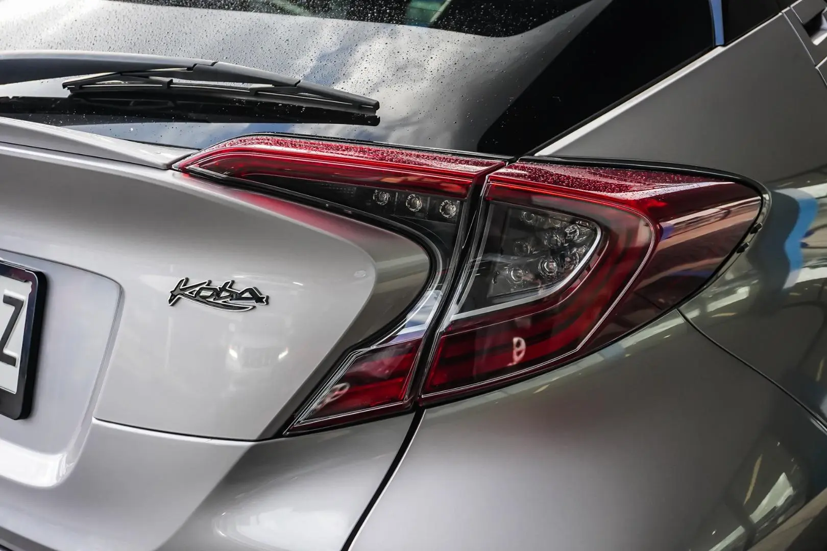 2019 Toyota C-HR Gallery Image 14