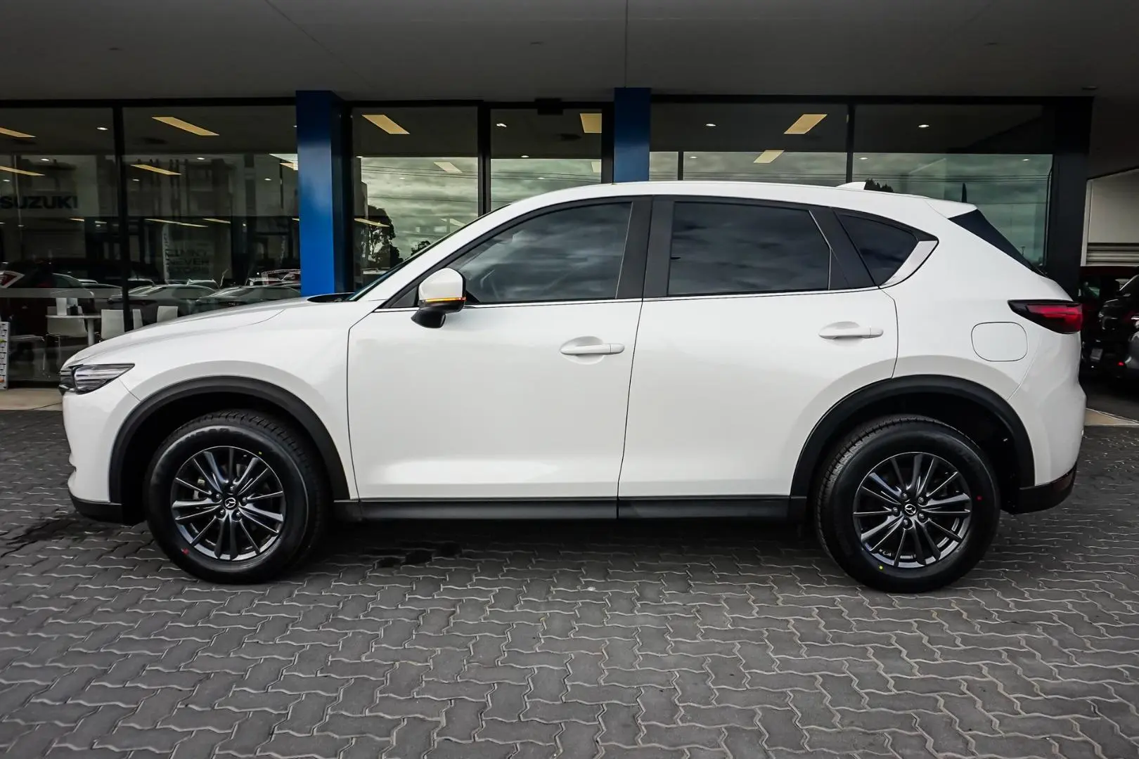 2021 Mazda CX-5 Gallery Image 3