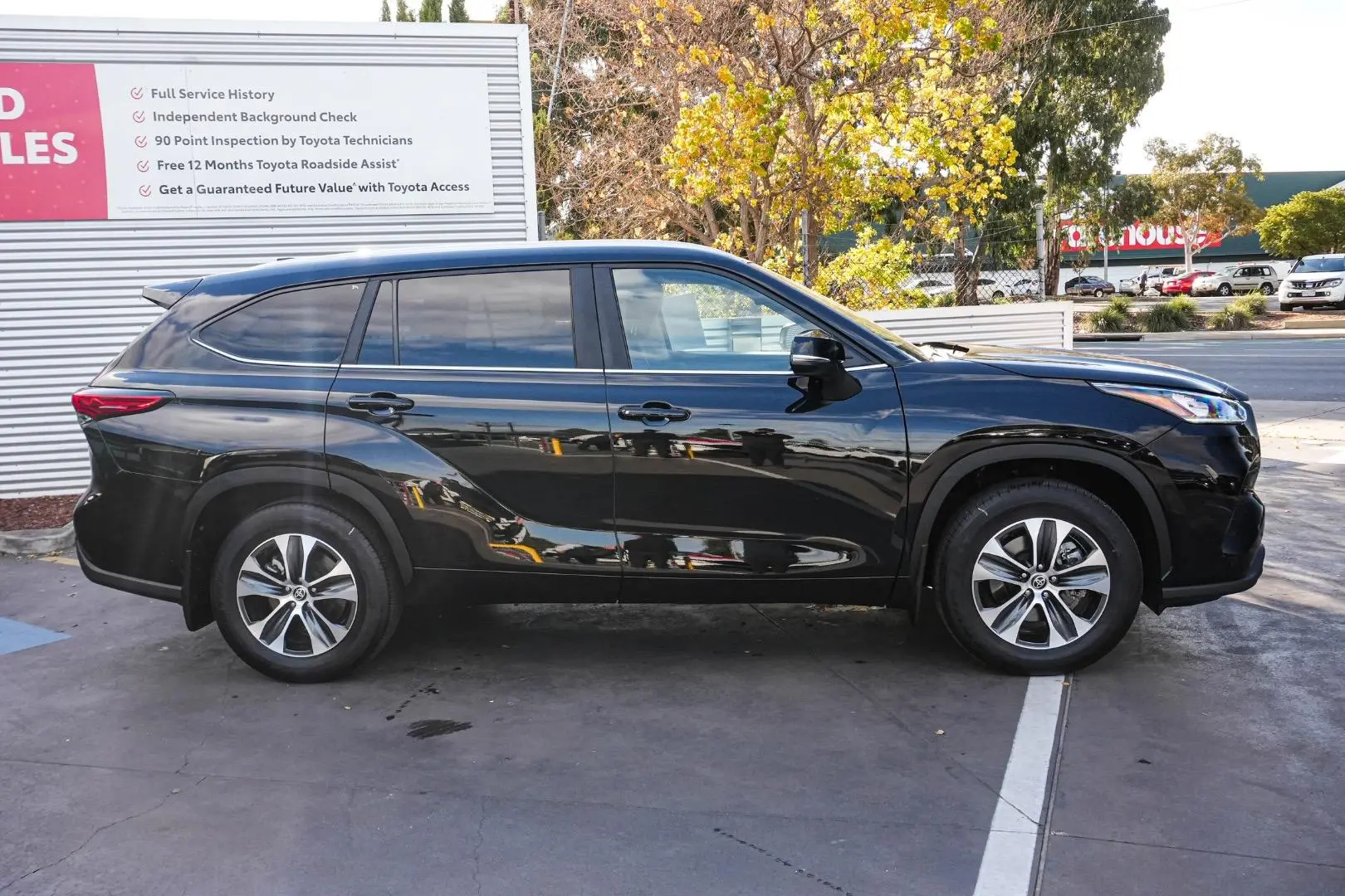 2022 Toyota Kluger Gallery Image 4
