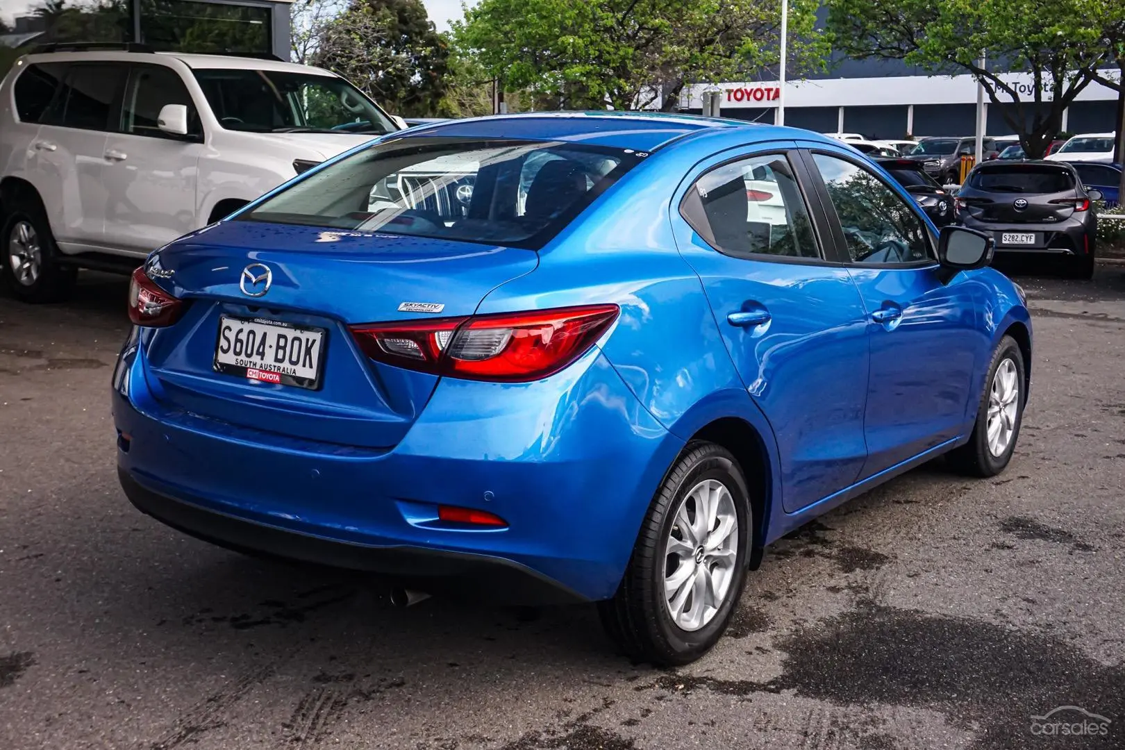 2016 Mazda 2 Image 2