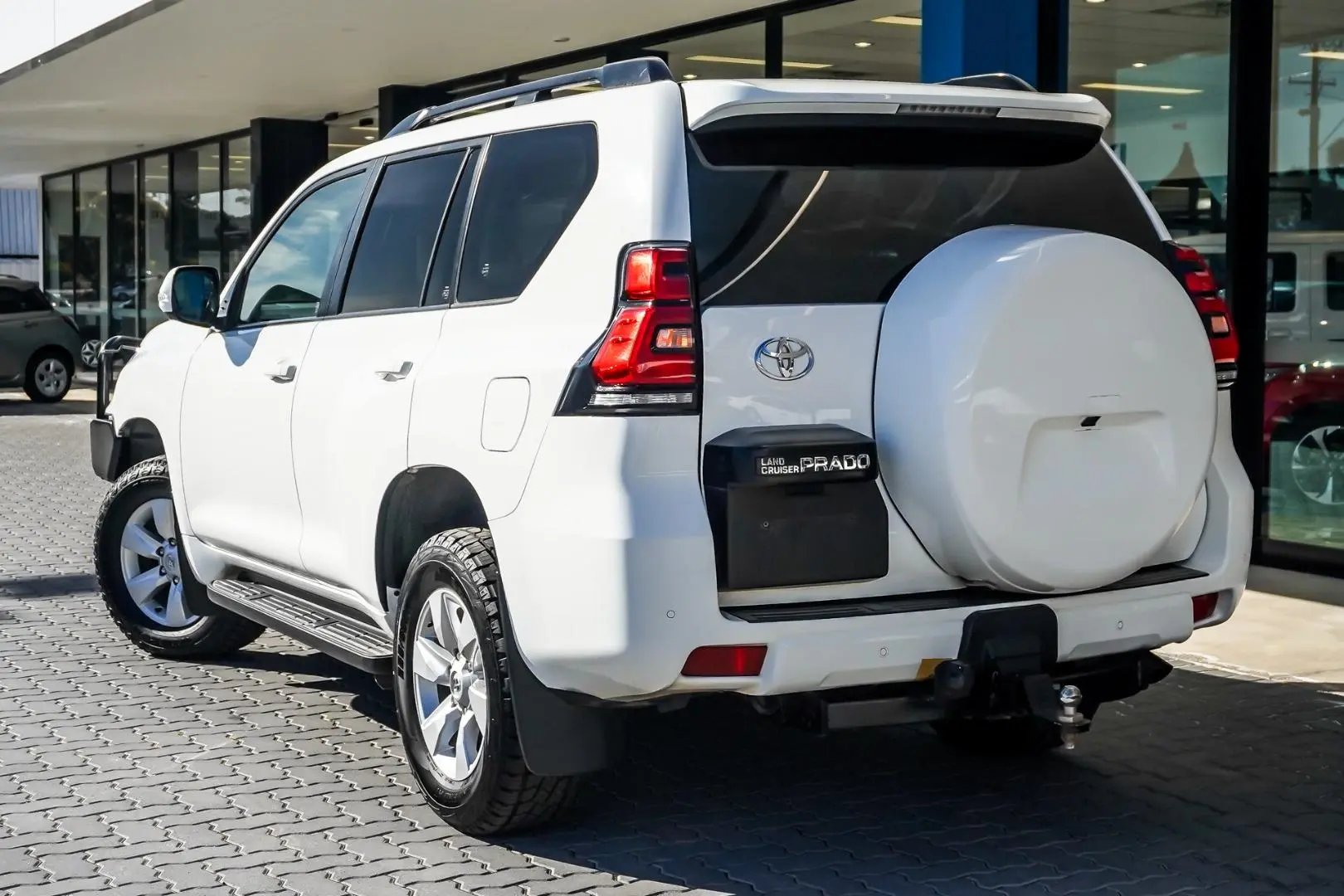 2021 Toyota Landcruiser Prado Gallery Image 3
