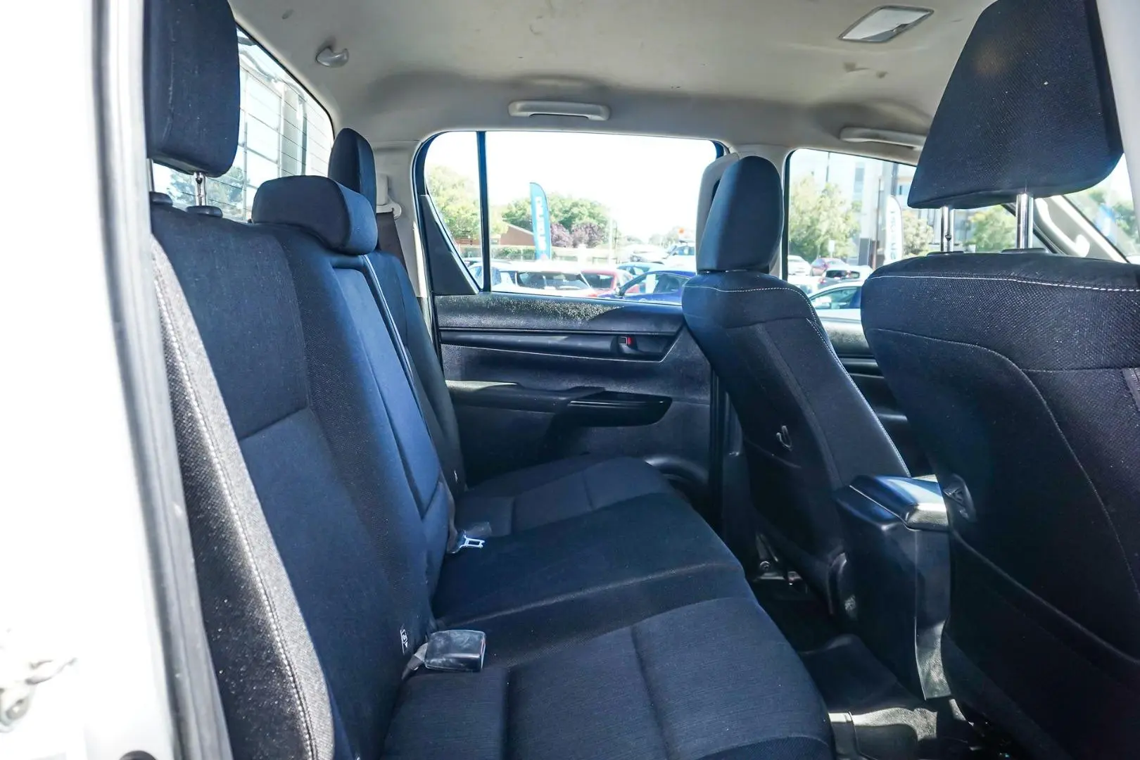 2019 Toyota Hilux Gallery Image 7