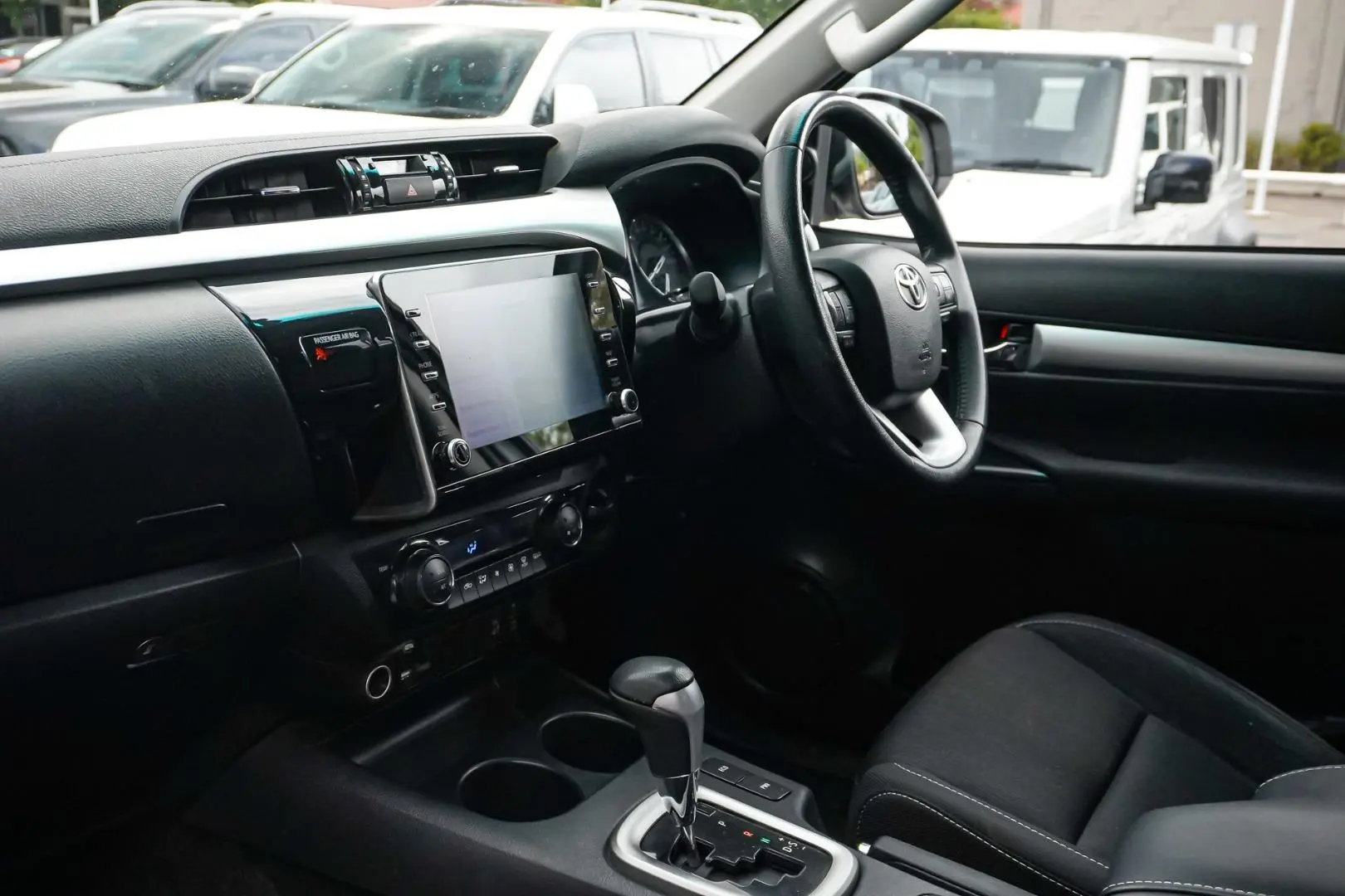 2023 Toyota Hilux Gallery Image 9