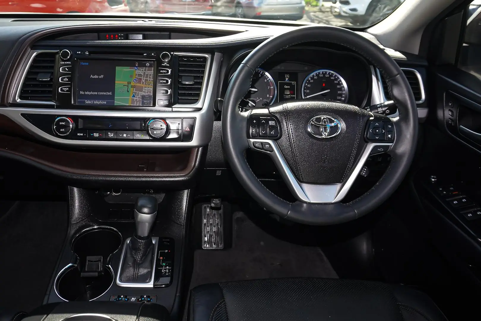 2016 Toyota Kluger Gallery Image 7