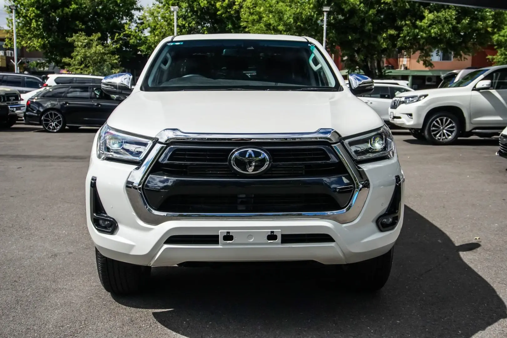 2022 Toyota Hilux Gallery Image 4