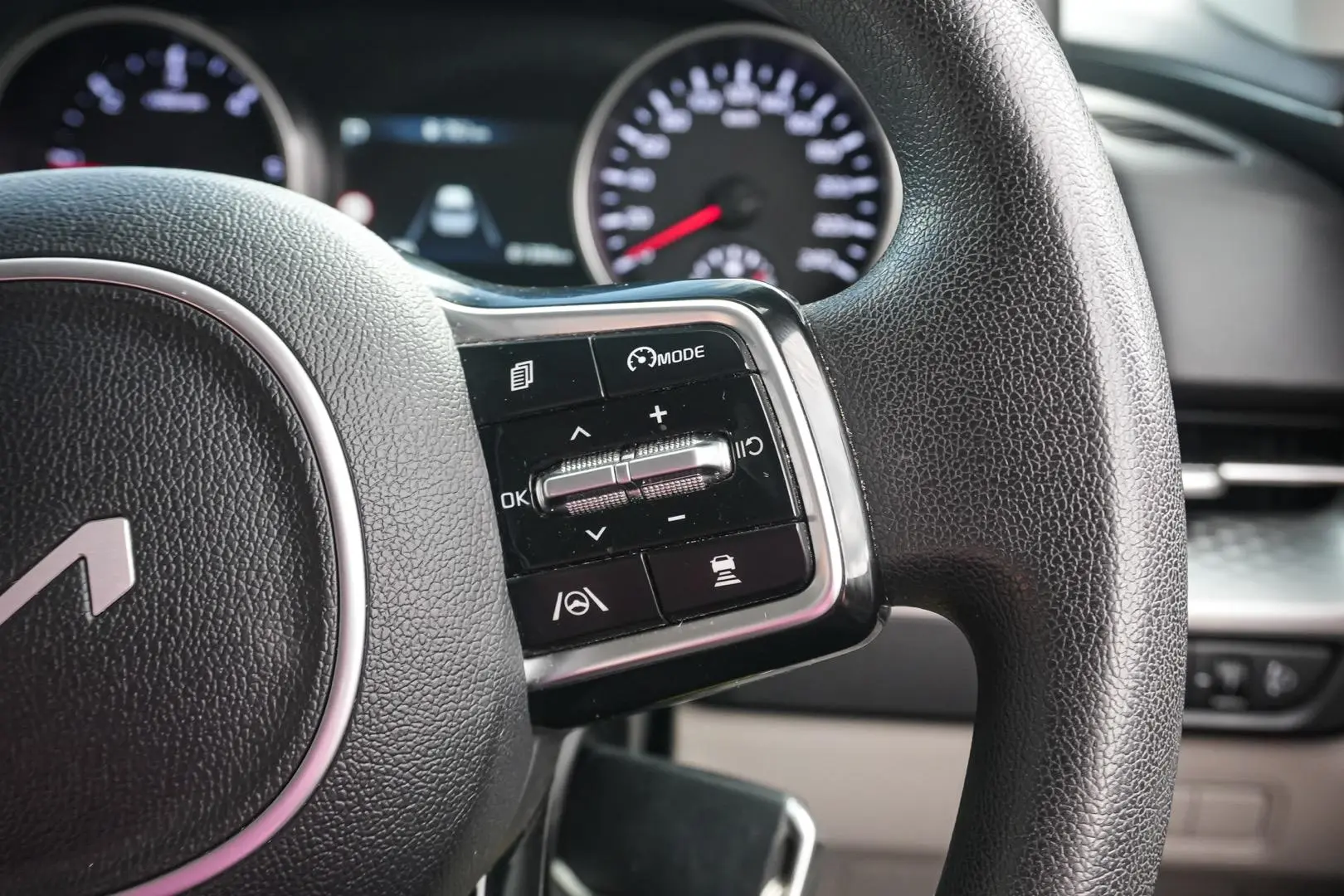 2022 Kia Carnival Gallery Image 20