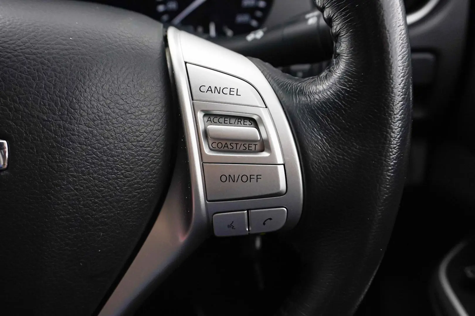 2019 Nissan Navara Gallery Image 23