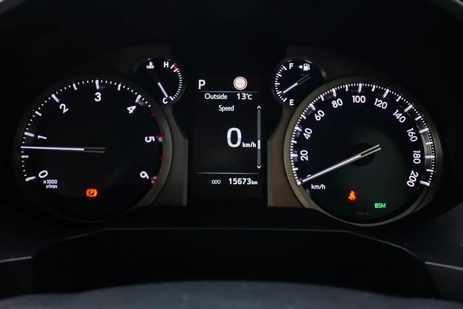 2022 Toyota Landcruiser Prado Gallery Image 17