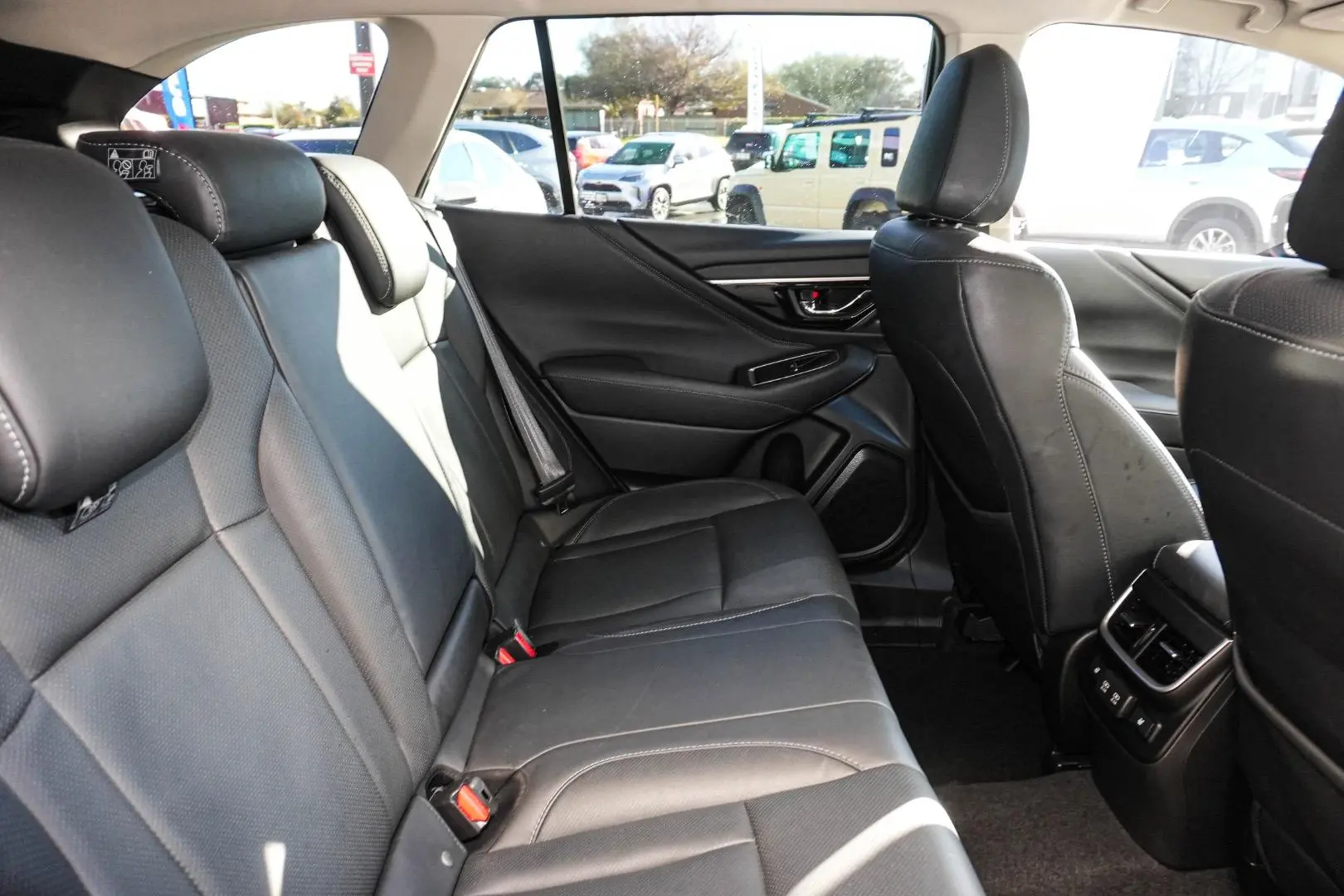 2021 Subaru Outback Gallery Image 9