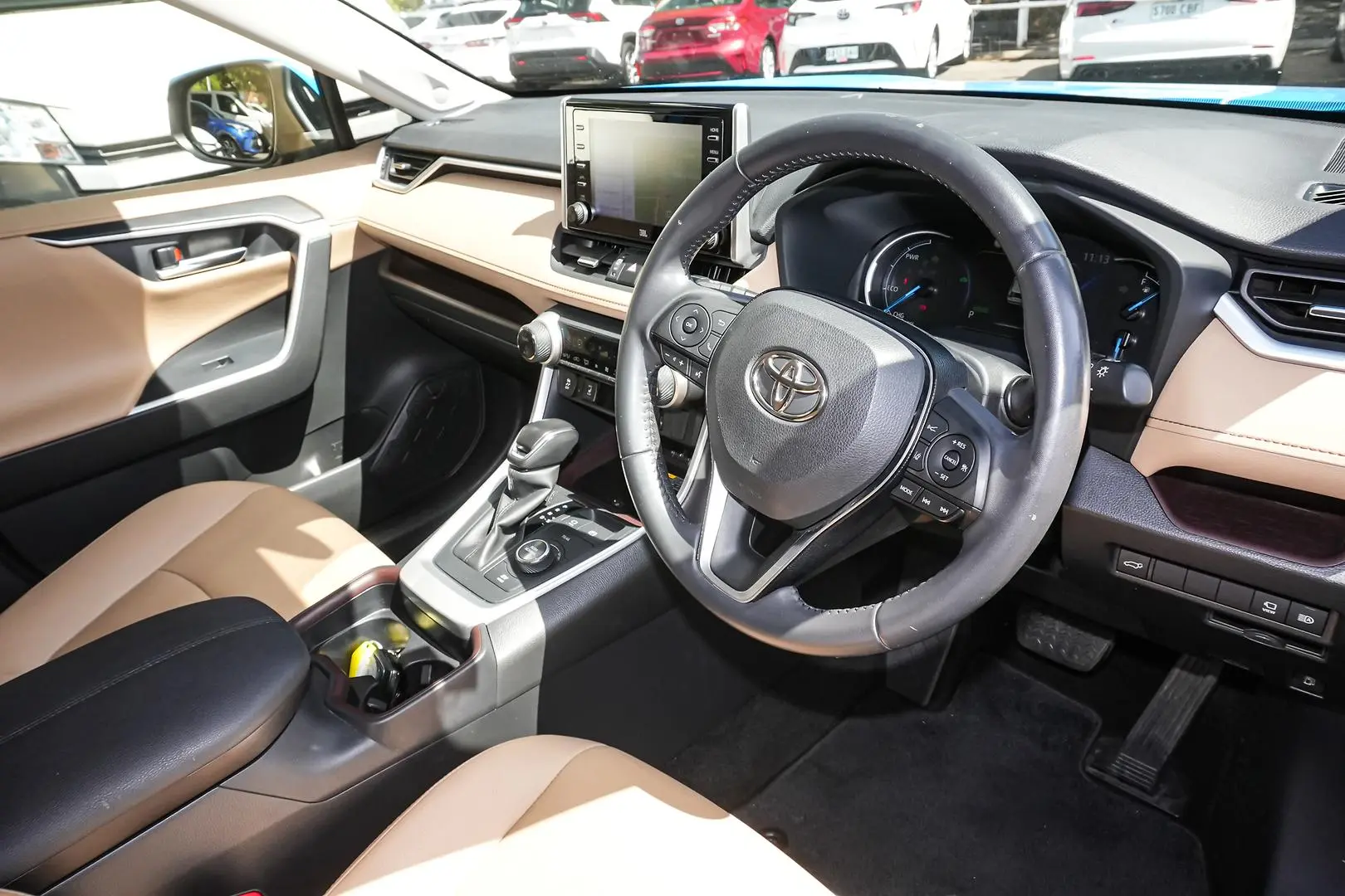 2020 Toyota RAV4 Gallery Image 15