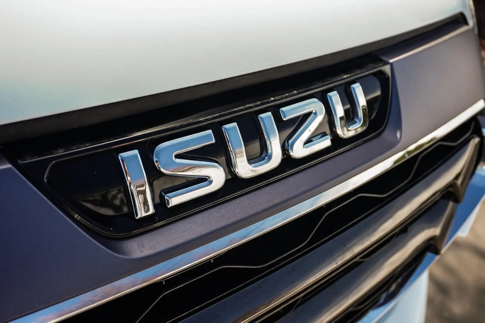 2023 Isuzu MU-X Gallery Image 15