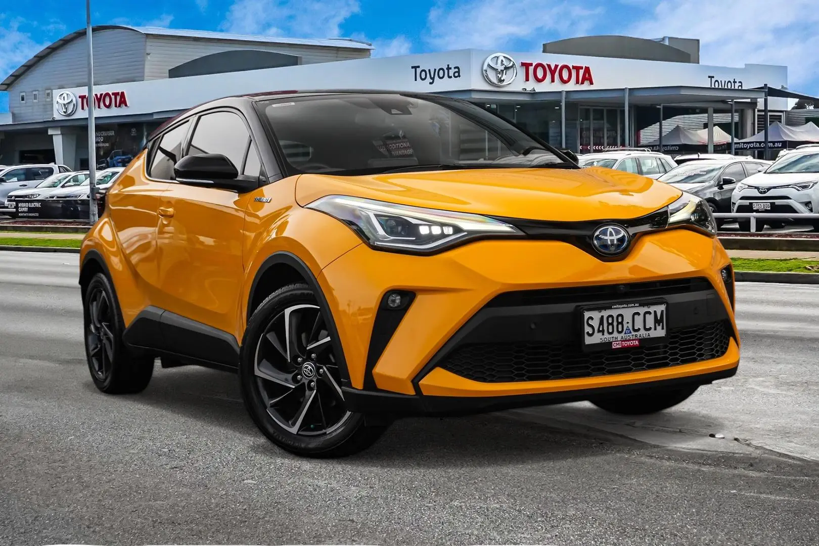 2019 Toyota C-HR Koba (S488CCM) Image 1