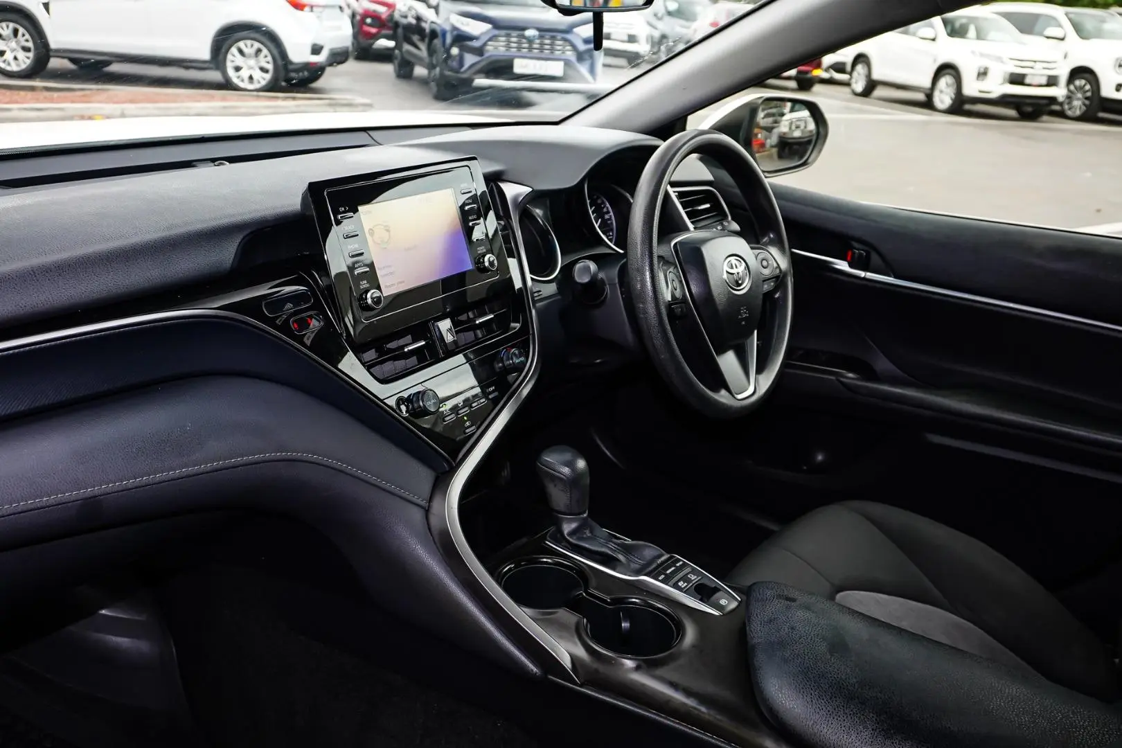 2021 Toyota Camry Gallery Image 11