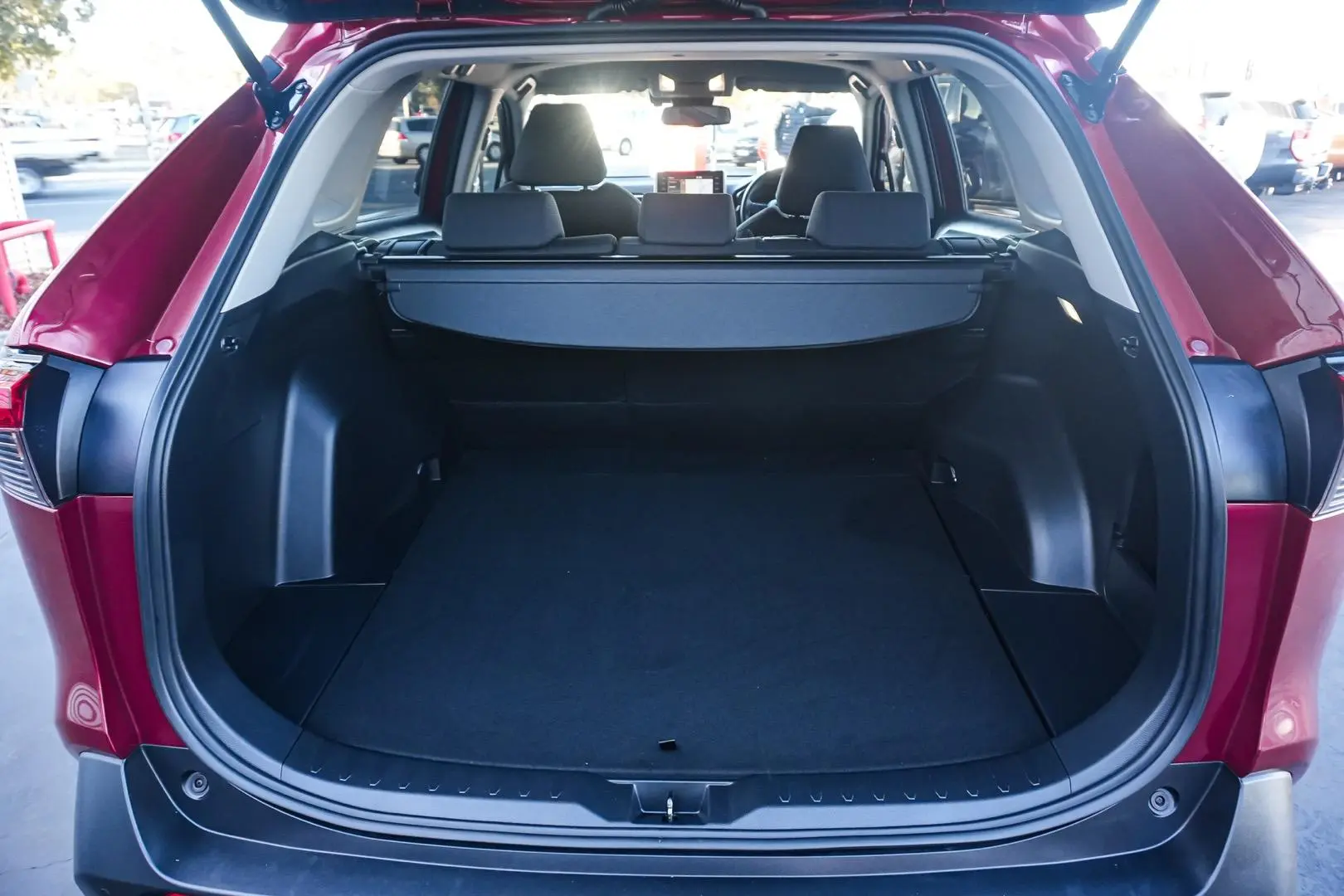 2022 Toyota RAV4 Gallery Image 12