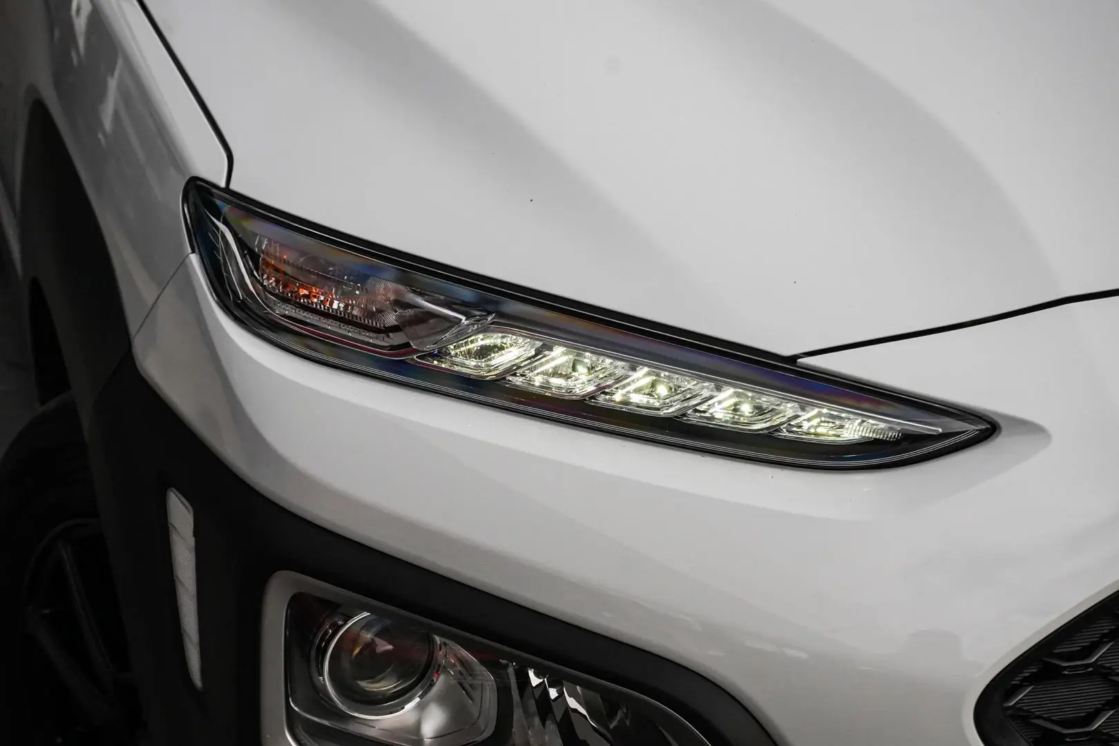 2019 Hyundai Kona Gallery Image 12