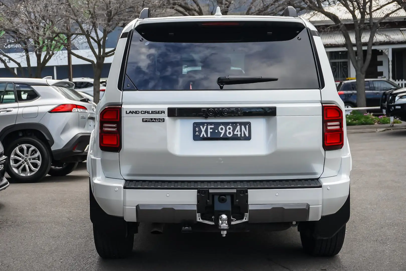 2025 Toyota Landcruiser Prado Gallery Image 6