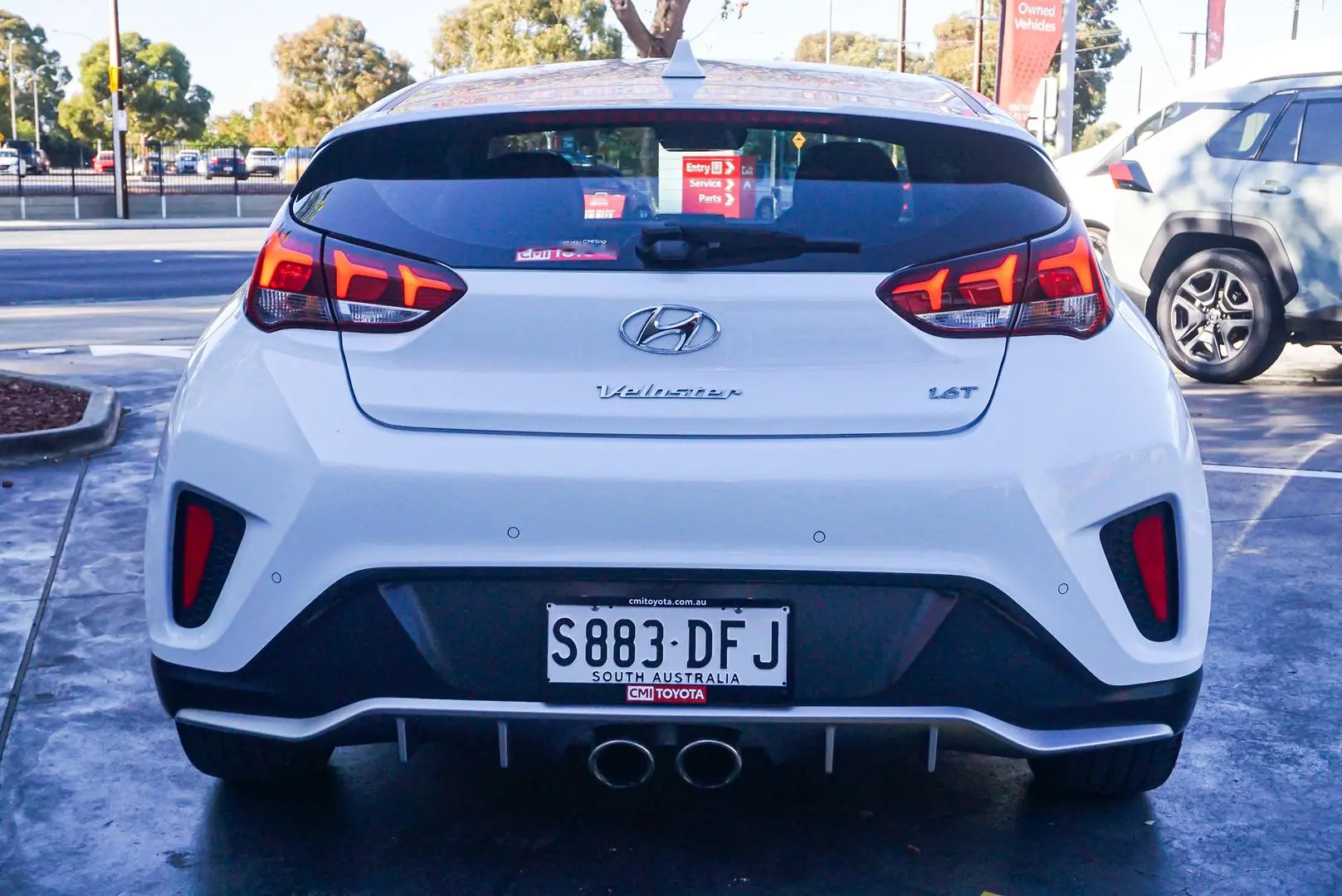 2019 Hyundai Veloster Gallery Image 5